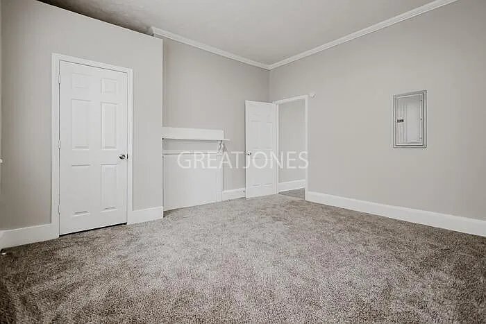 Building Photo - 8 Beechwood Heights