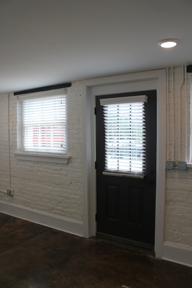 Building Photo - School