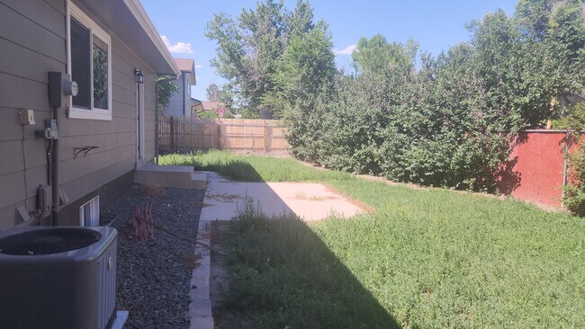 Building Photo - Lovely 4 Bedroom, 2 Bath home available NOW!