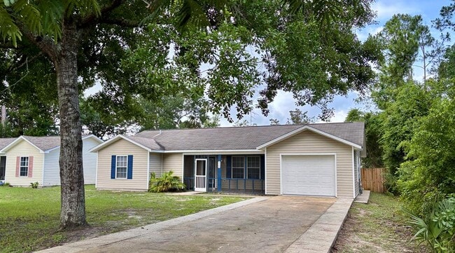 Primary Photo - 910 Ave A