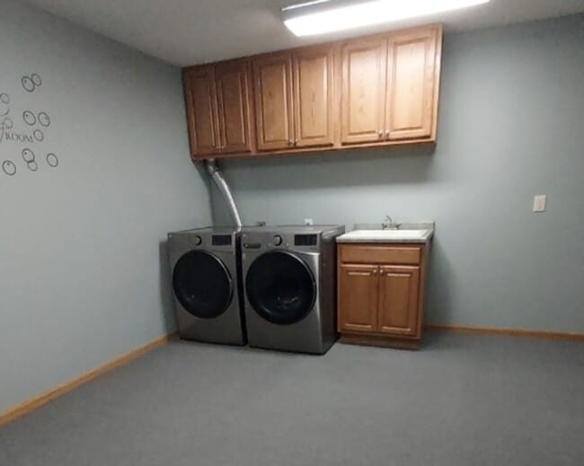 Building Photo - Nice 3 Bedroom 3 Bathroom Twinhome in River Falls