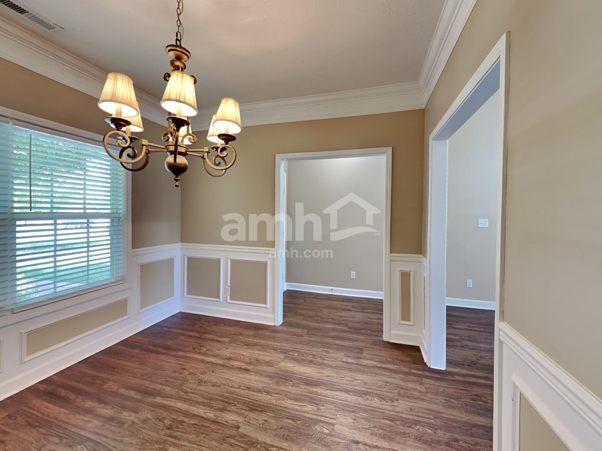 Building Photo - 711 Riata Ct