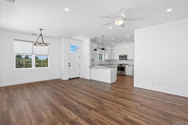 Building Photo - 1203 Stonemark Pl