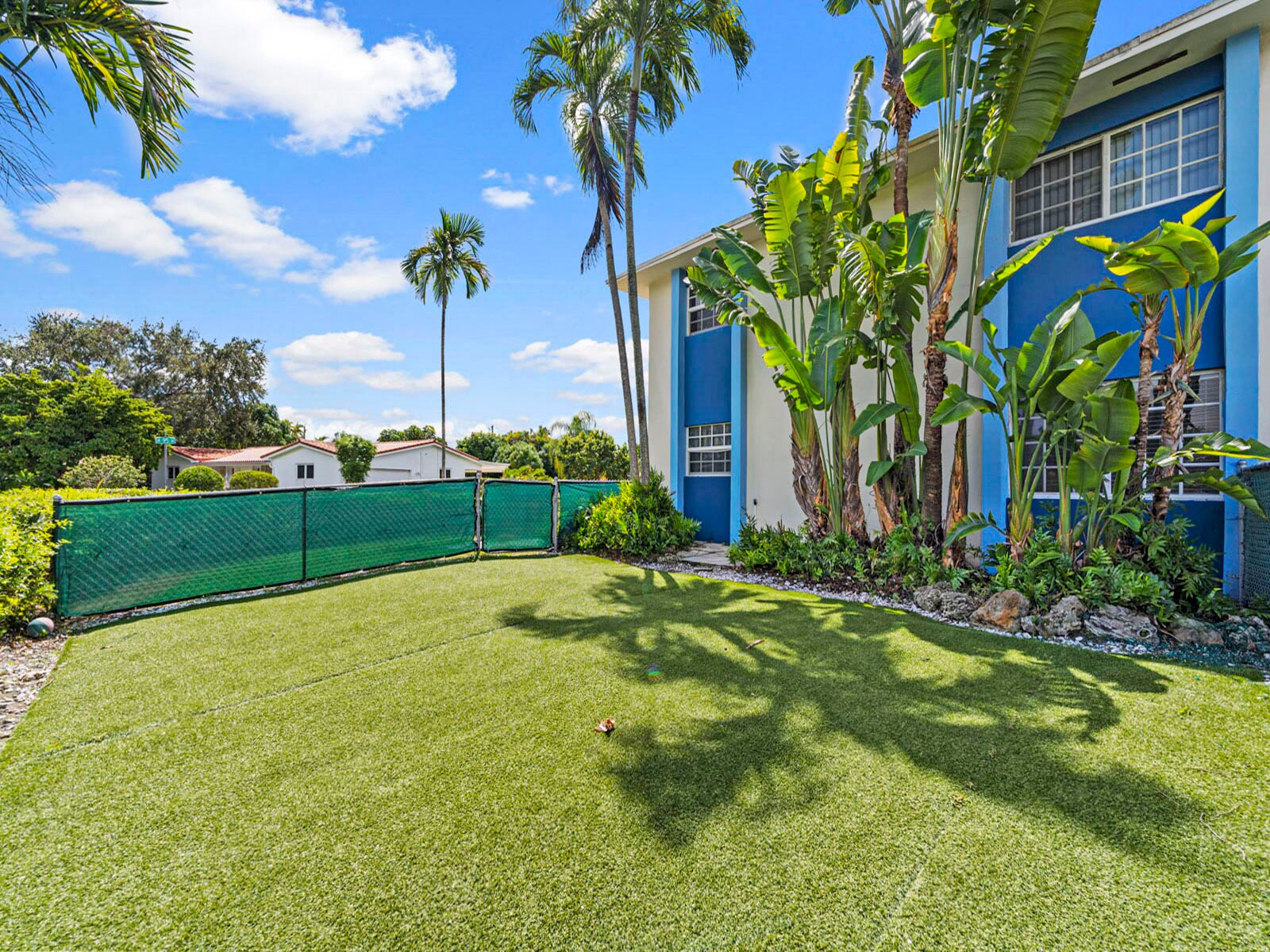 Building Photo - 9100 SW 95th Ave