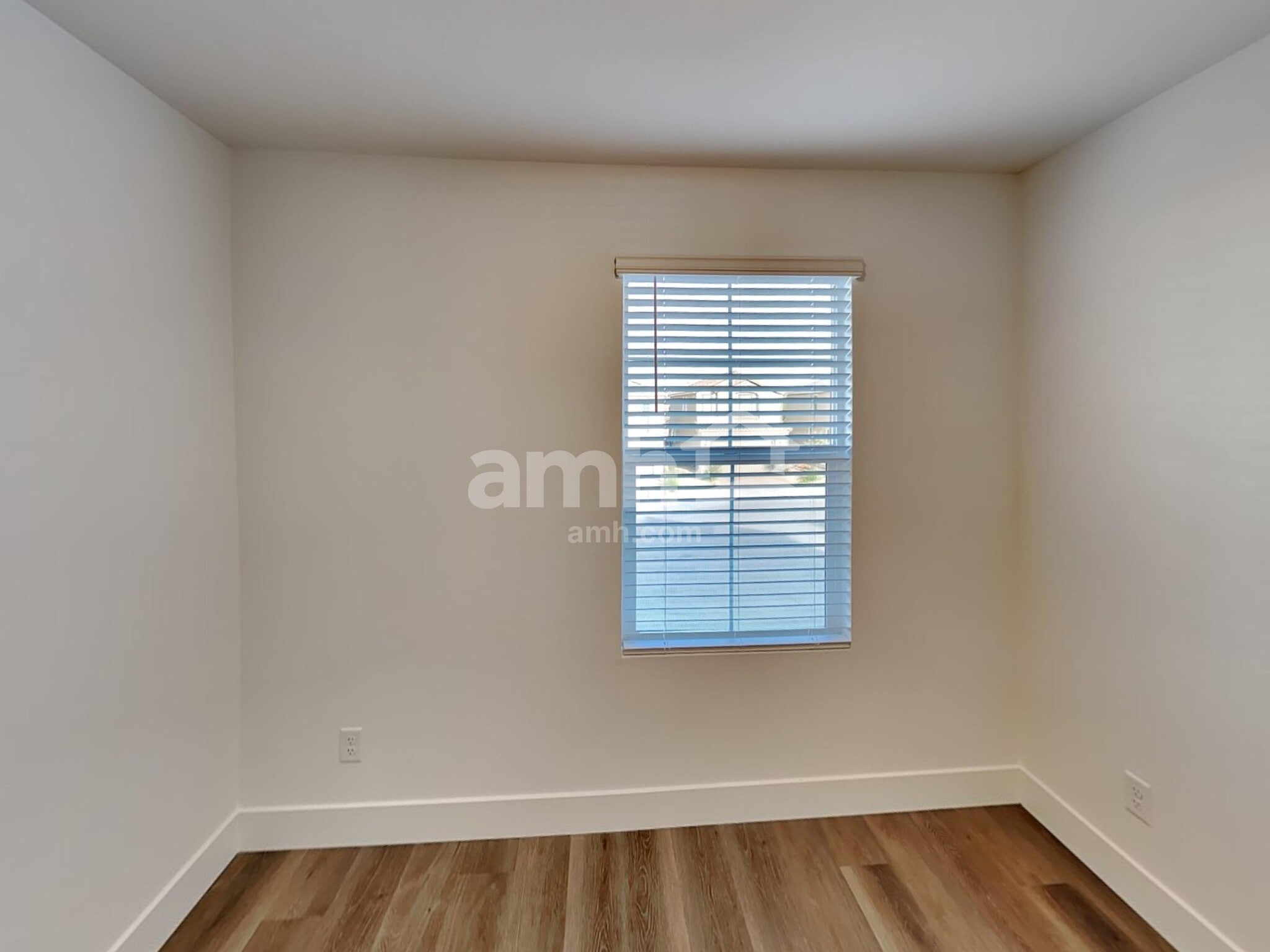 Building Photo - 11187 Magallanes St