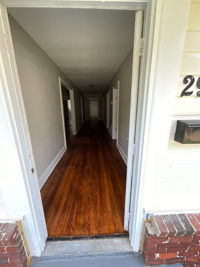 Building Photo - 2939 Milam St