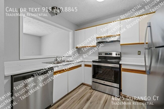 Building Photo - 4825 Durango Ct