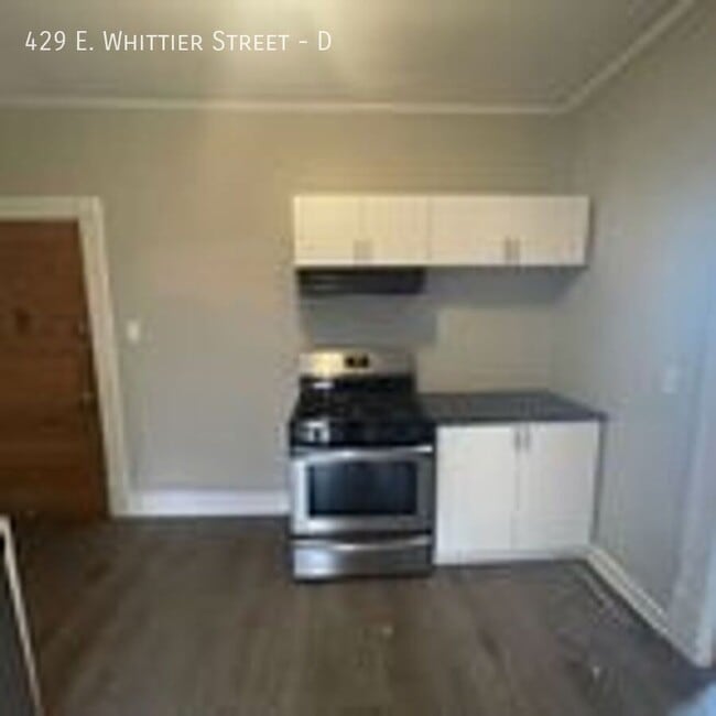 Building Photo - 429 E Whittier St