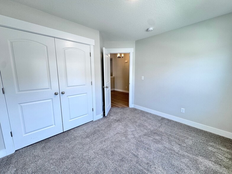 Building Photo - 12339 Remy Rd