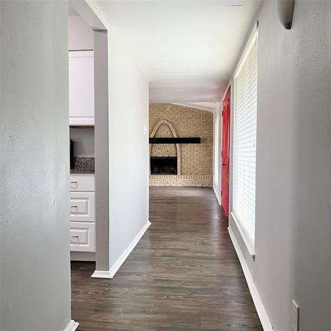 Building Photo - 7845 La Cabeza Dr