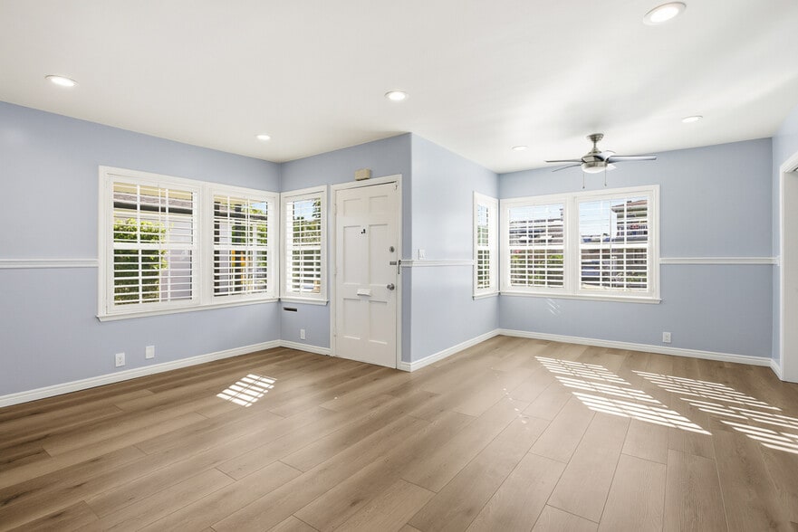 Building Photo - 4132 Beethoven St