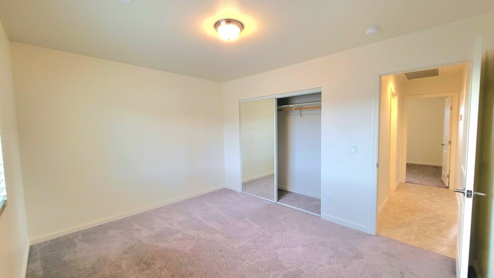 Building Photo - 3799 N Mayfield Ranch Rd