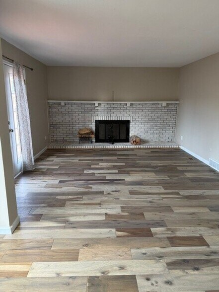 Building Photo - 2636 S Olathe Way