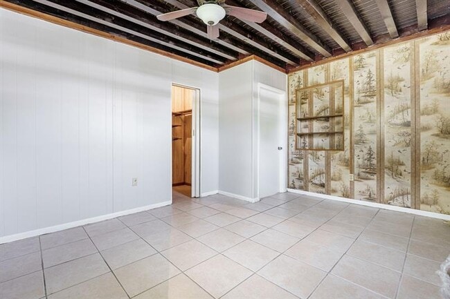 Building Photo - 430 NW 133rd St