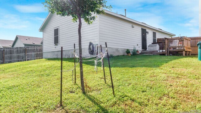 Building Photo - 3-BEDROOM LENNAR HOME IN NORTHEAST CROSSING