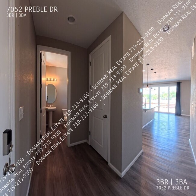 Building Photo - 7052 Preble Dr