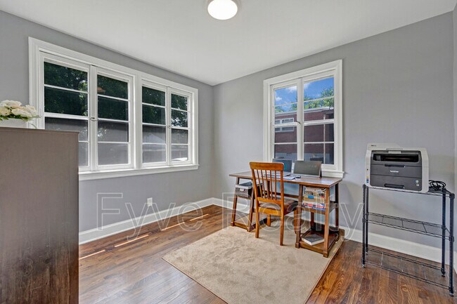 Building Photo - 1804 Hailey Ave