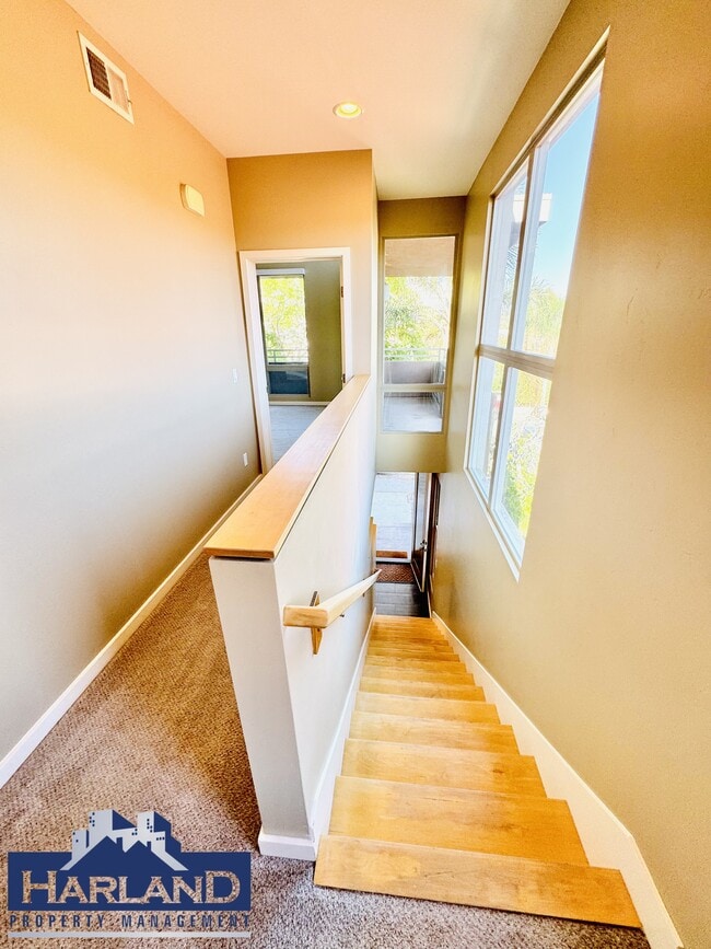 Building Photo - 3528-3538 Indiana Street Unit 3528-