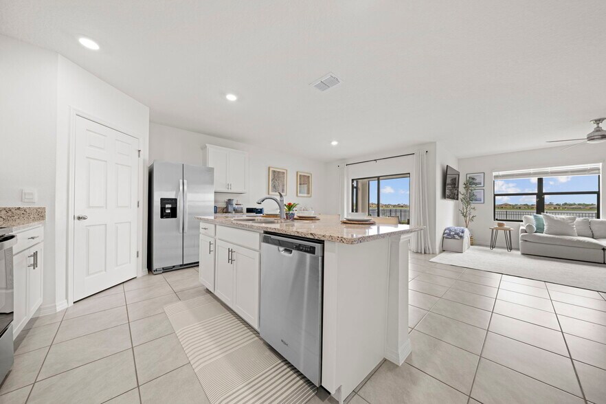 Building Photo - 1893 Capital Dr SE