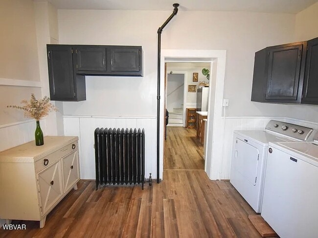 Building Photo - 55 W Main St