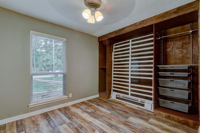 Building Photo - 17506 Rustington Dr