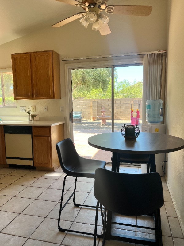 Building Photo - 2628 W Desert Brook Ct