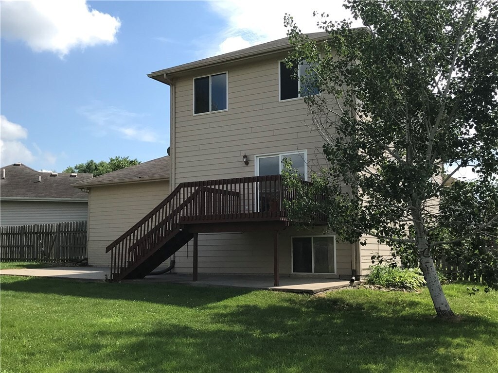 Building Photo - 2806 Fayrdale Dr