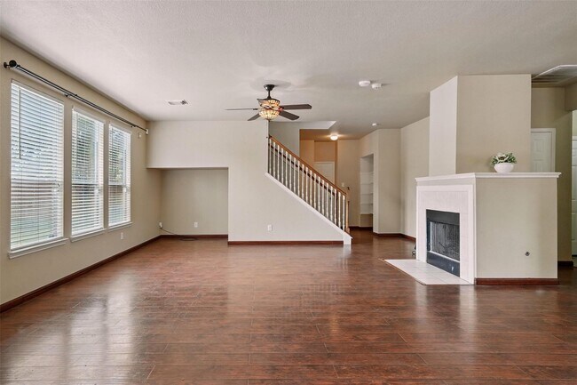 Building Photo - 21550 Elm Hurst Ln