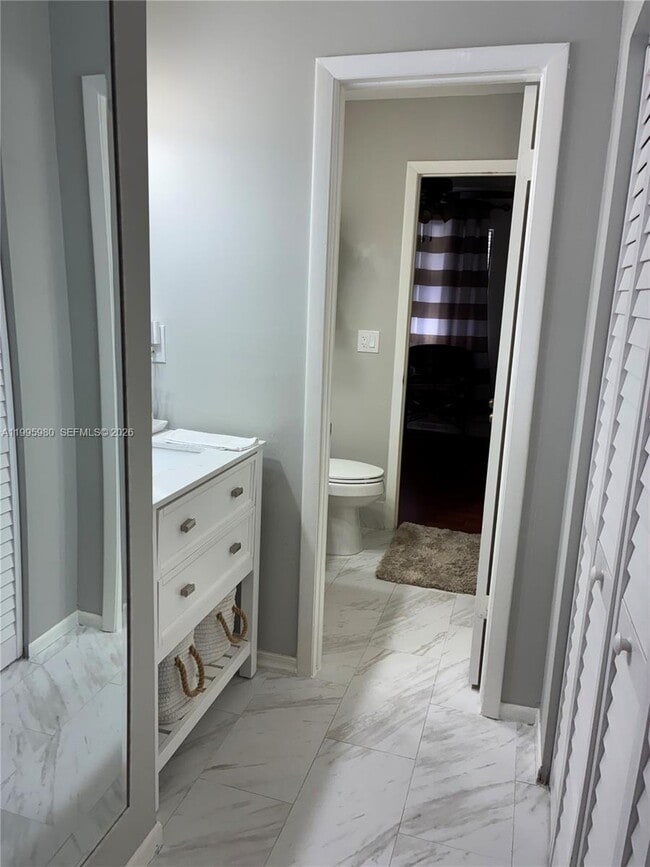 Building Photo - 6858 NW 173rd Dr