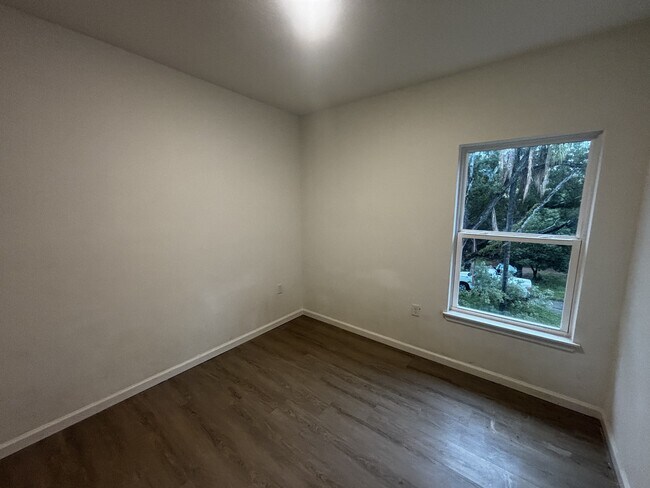 Building Photo - 1209 Southstation Pl