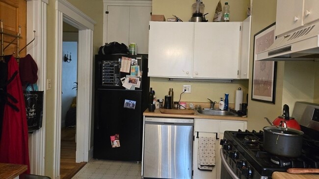 Building Photo - 1986 Commonwealth Ave