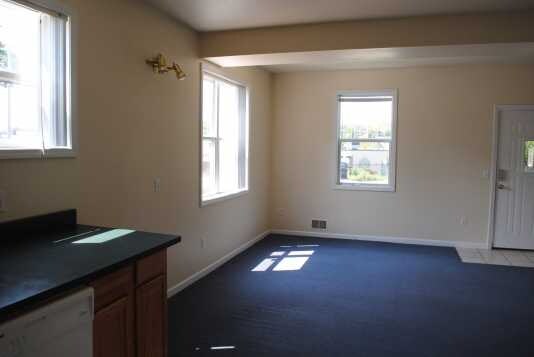 Building Photo - 525 Sprague Ave