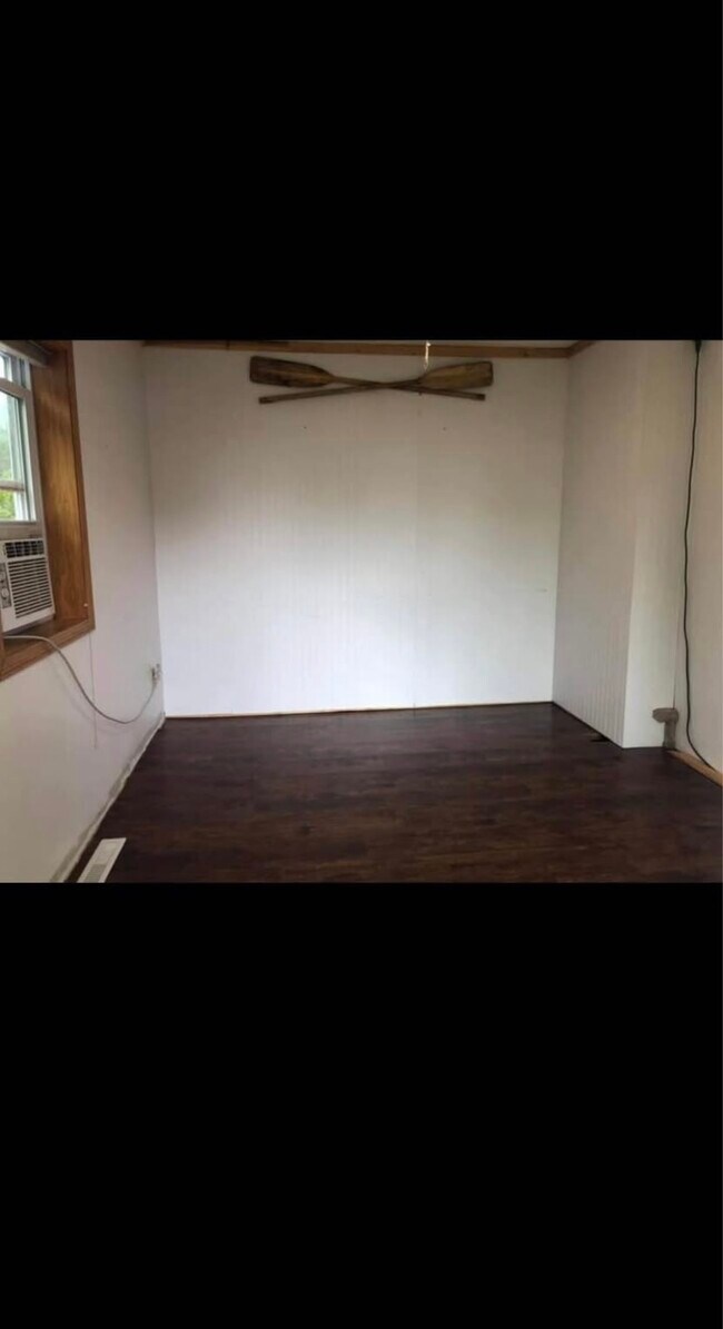 Building Photo - 608 N West St