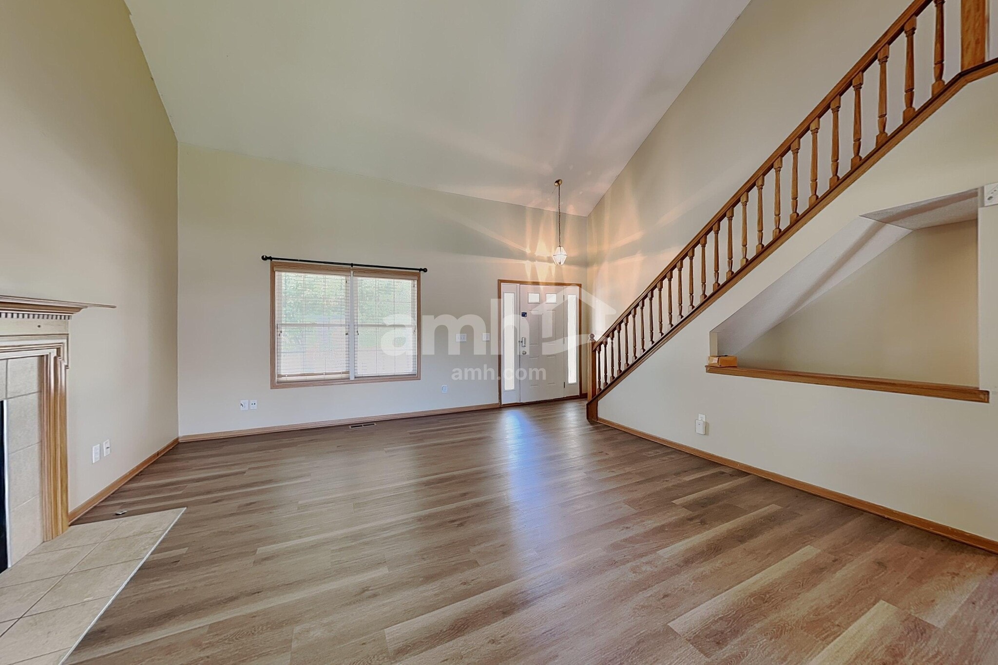 Building Photo - 485 Sycamore Creek St