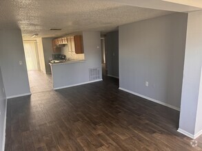 Building Photo - 7830 40th Ave Dr W