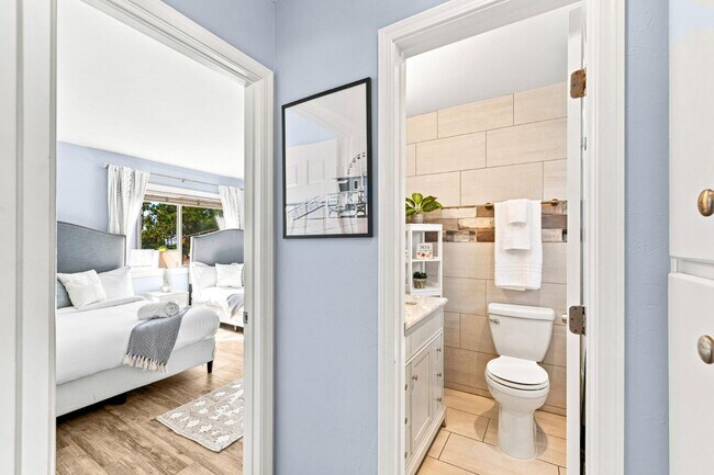 Building Photo - 829 San Fernando Pl