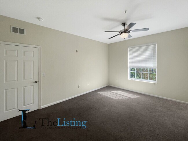 Building Photo - 8630 Buccilli Dr