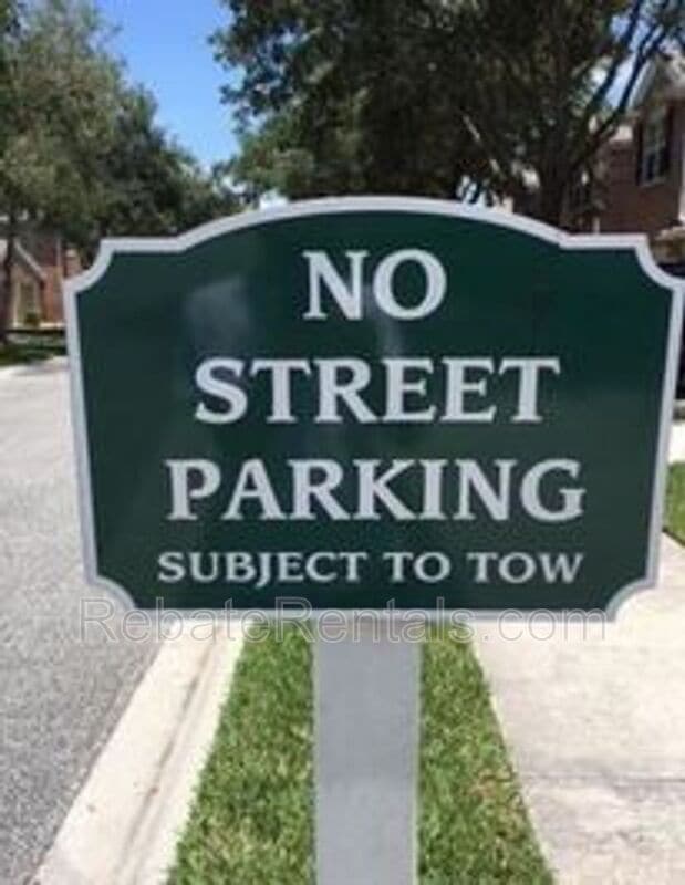 Building Photo - 11043 Castlemain Cir E