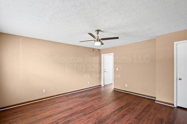 Building Photo - 1321 Timbercrest Dr