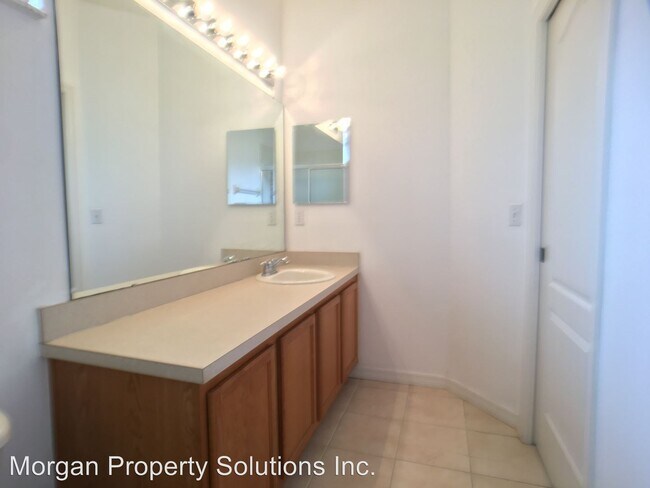 Building Photo - 10926 Savannah Wood Ct