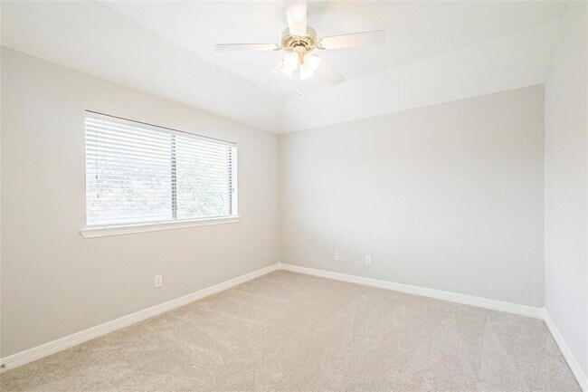 Building Photo - 12207 Salmon Creek
