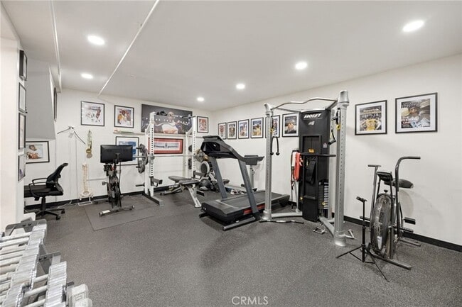 Building Photo - 10341 Kurt St