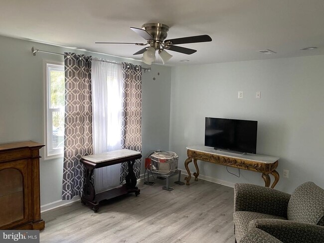 Building Photo - 6227 Dalrymple Rd