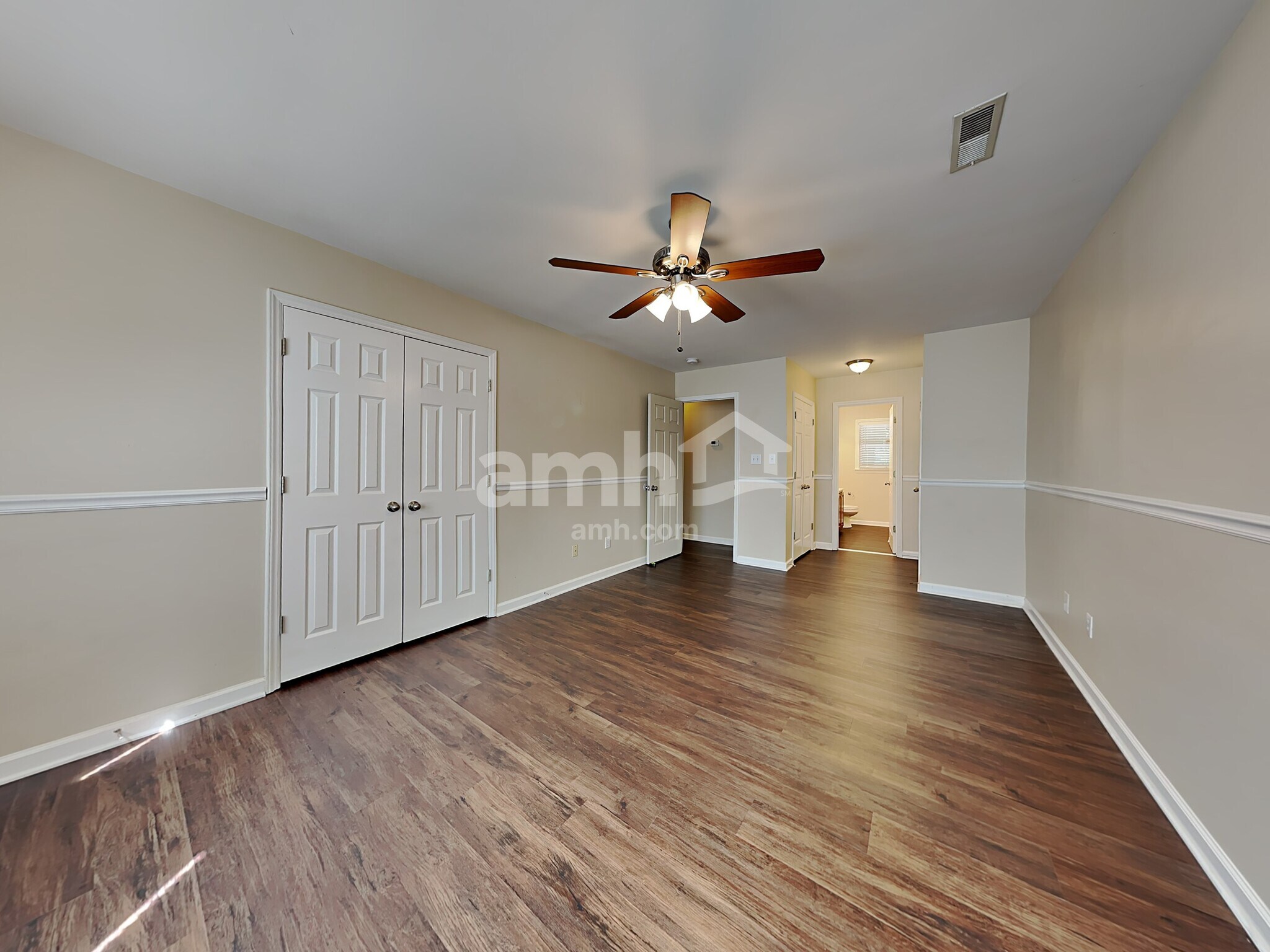 Building Photo - 6112 Glenridge Ct