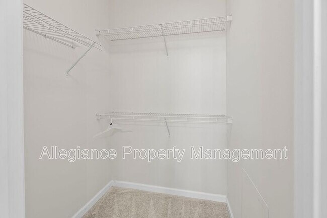 Building Photo - 12929 Centre Park Cir