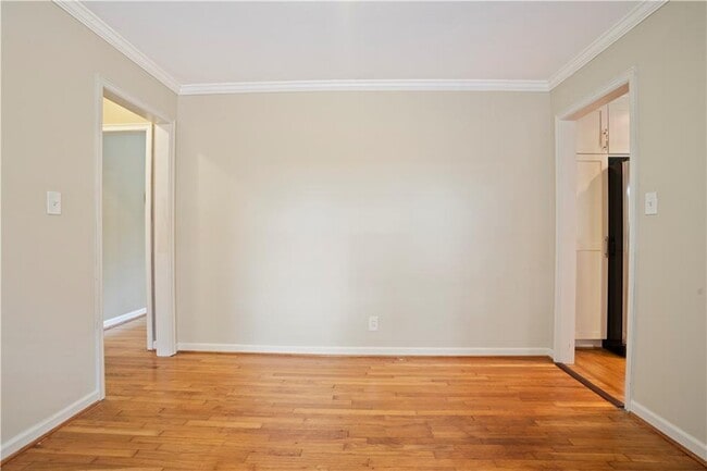 Building Photo - 914 Willivee Dr