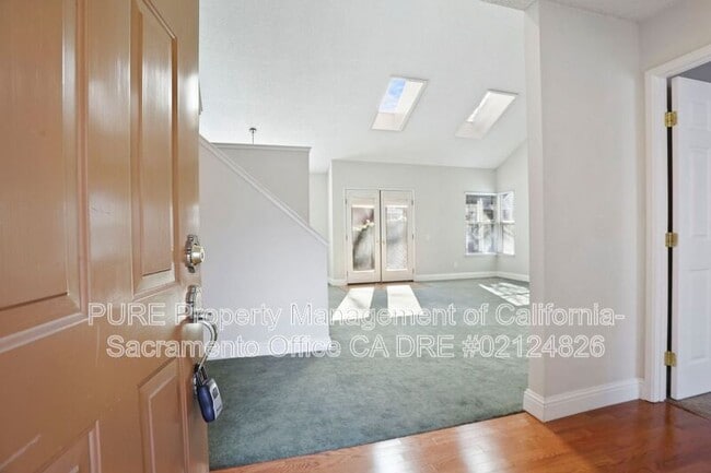 Building Photo - 4 Coyle Creek Cir