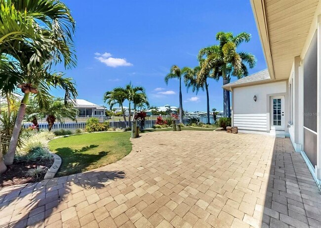 Building Photo - 5704 Sea Trout Pl