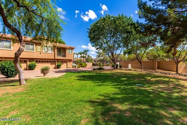 Building Photo - 1225 N 36th St