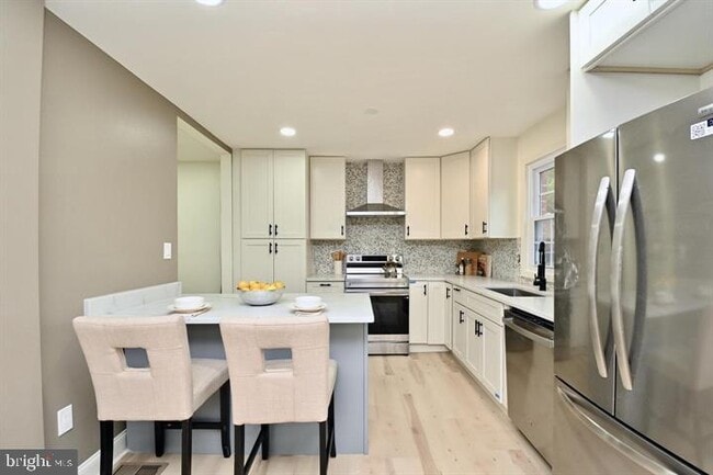Building Photo - 4702 Forestdale Dr